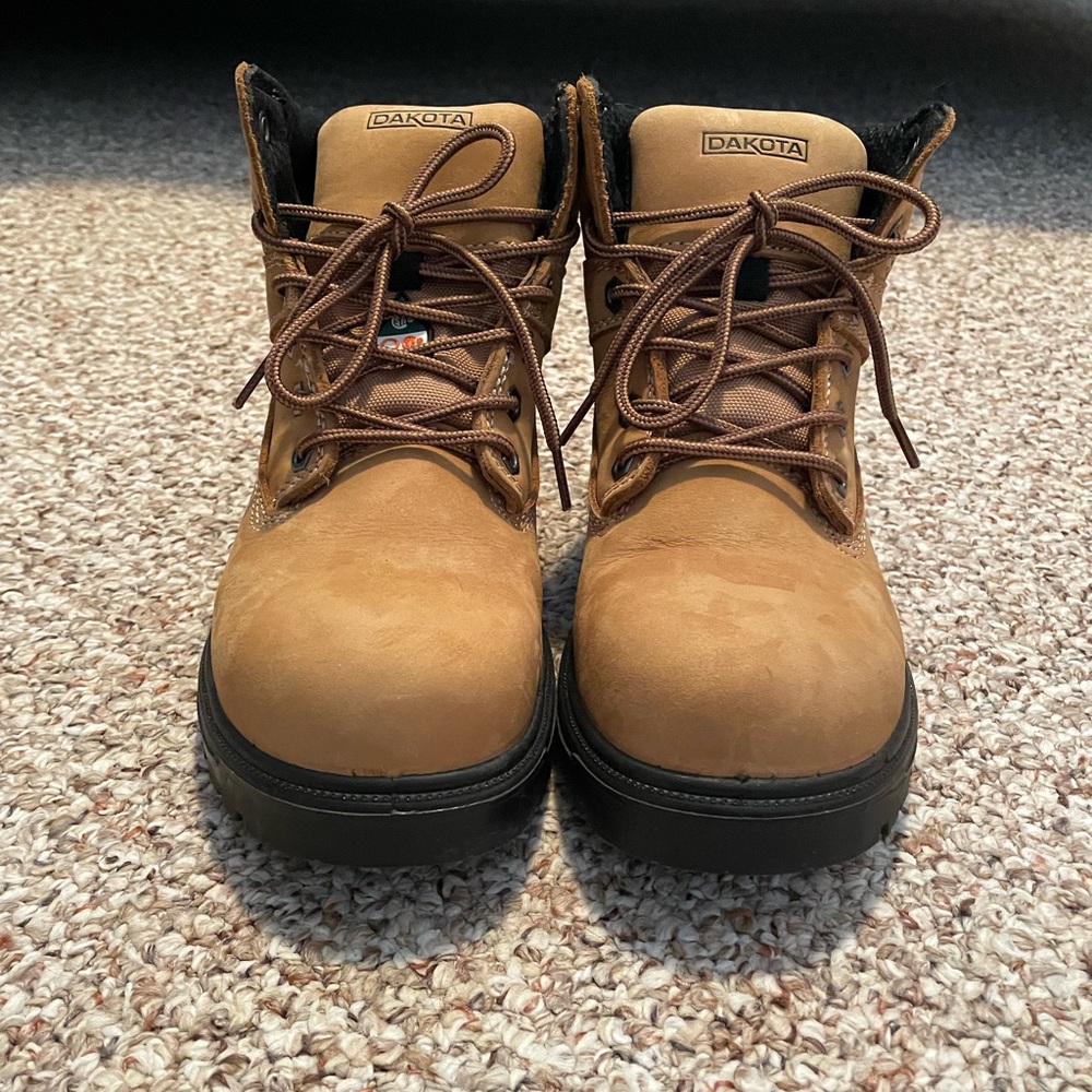 Women’s Dakota Steel Toed boots